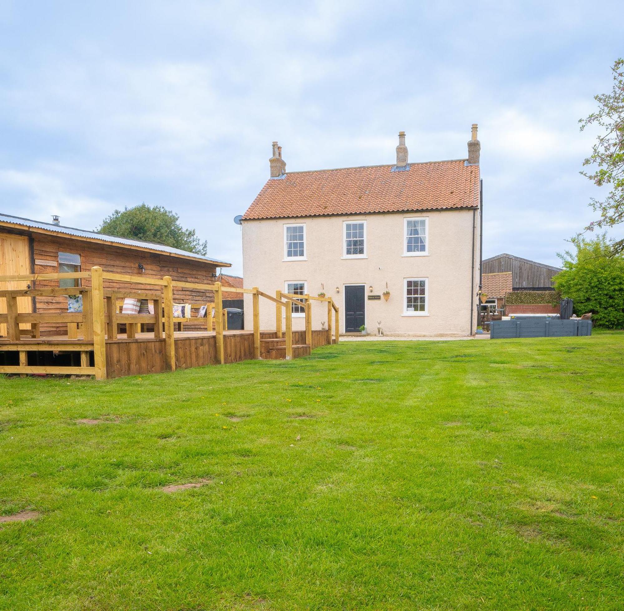 Hideout Manor - Jekyll & Hideout Holiday home *