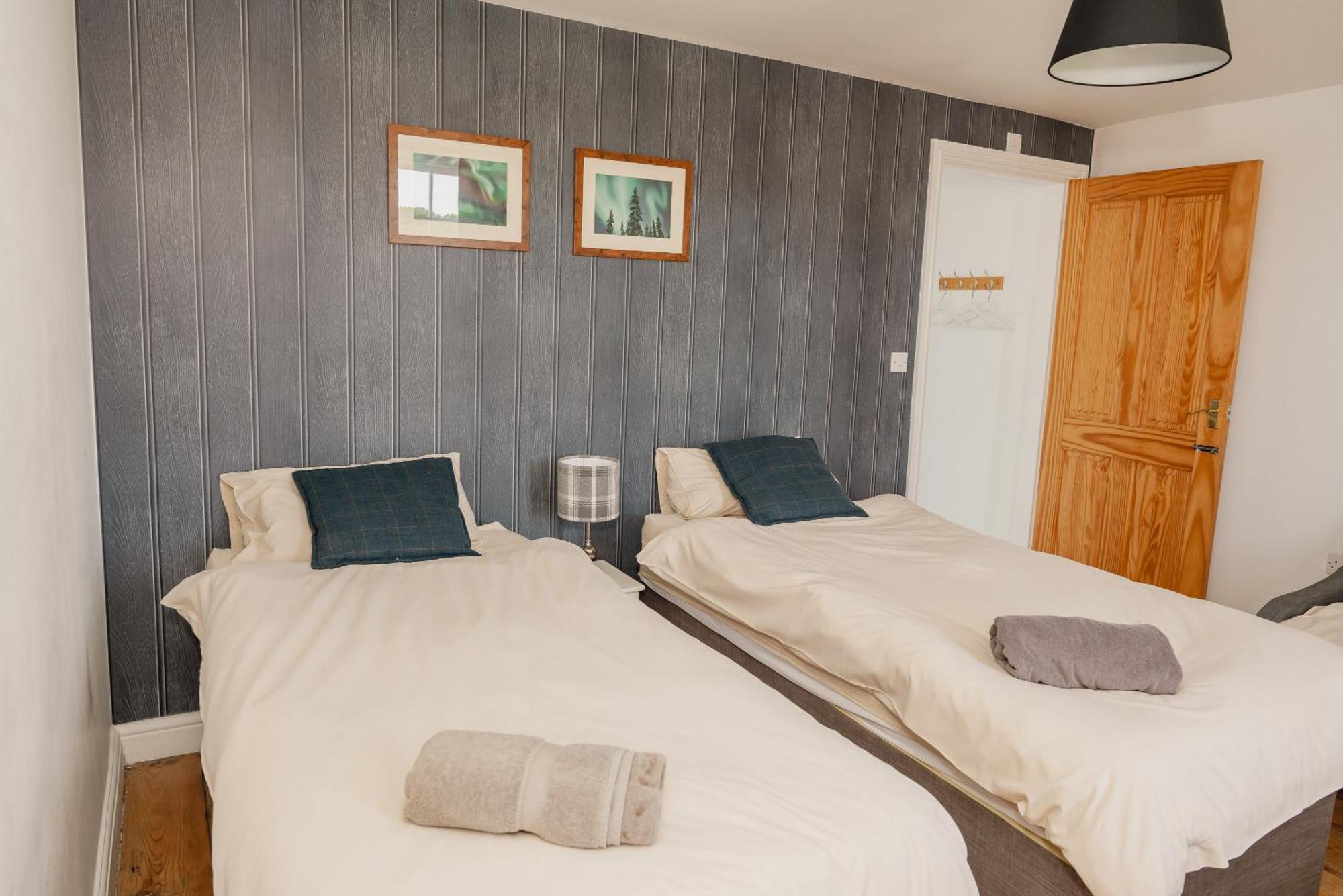 Hideout Manor - Jekyll & Hideout Holiday home